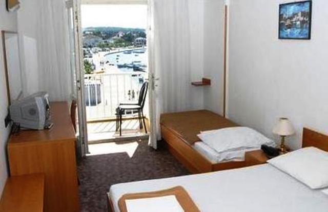 Double room - Sea view, View of the countryside, Extra bed, park side